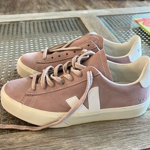 Veja Suede Lilac Sneakers size EUR 38/US7